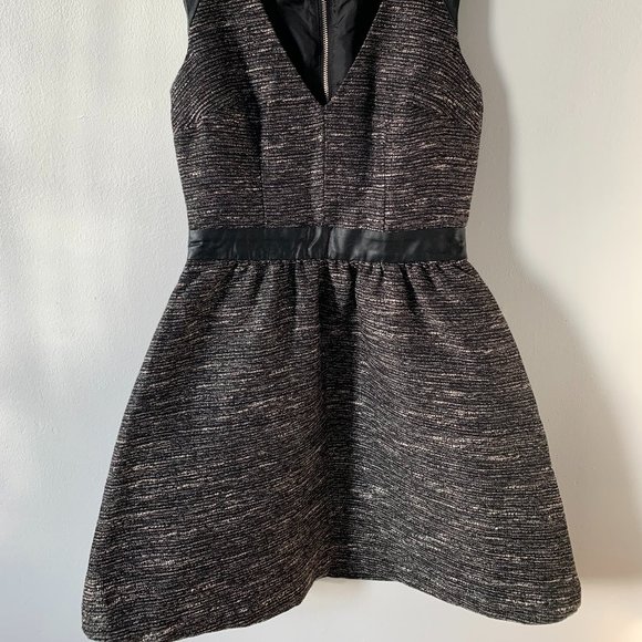 Women's Party Dress - Picture 2 of 3